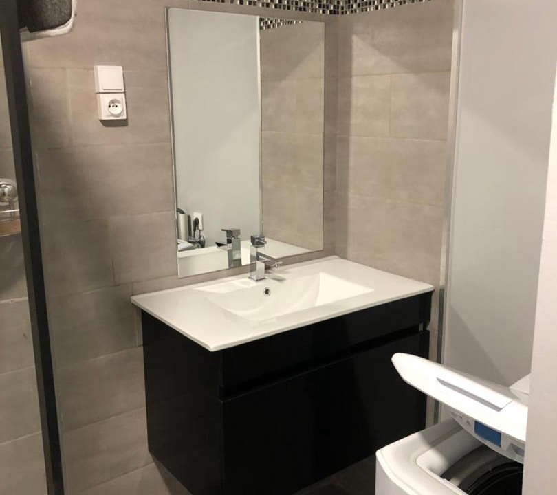 Photo of Bathroom in Saint-Jacques-des-Blats
