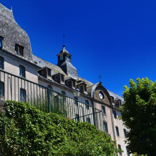 Photo of Buildings in Saint-Flour