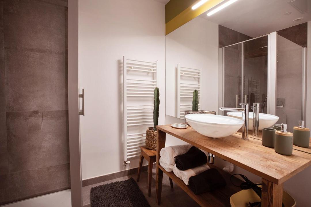 Photo of Bathroom in Besancon Old Town