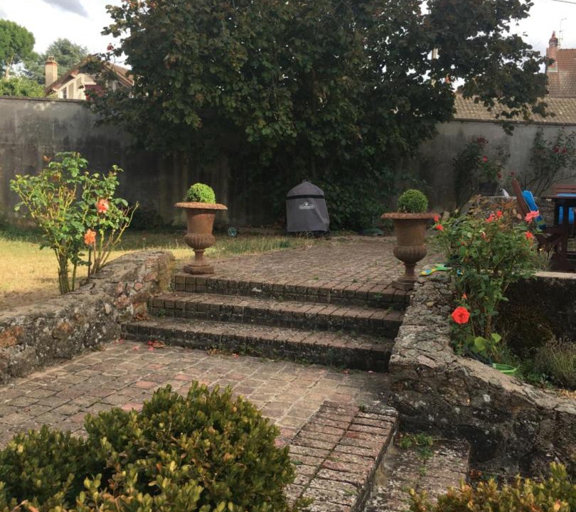 Photo of Others in Autun