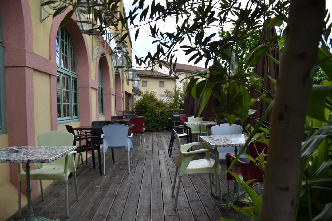 Photo of Others in Tournus