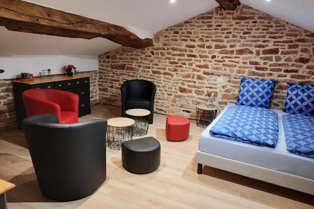 Photo of Others in Chateau