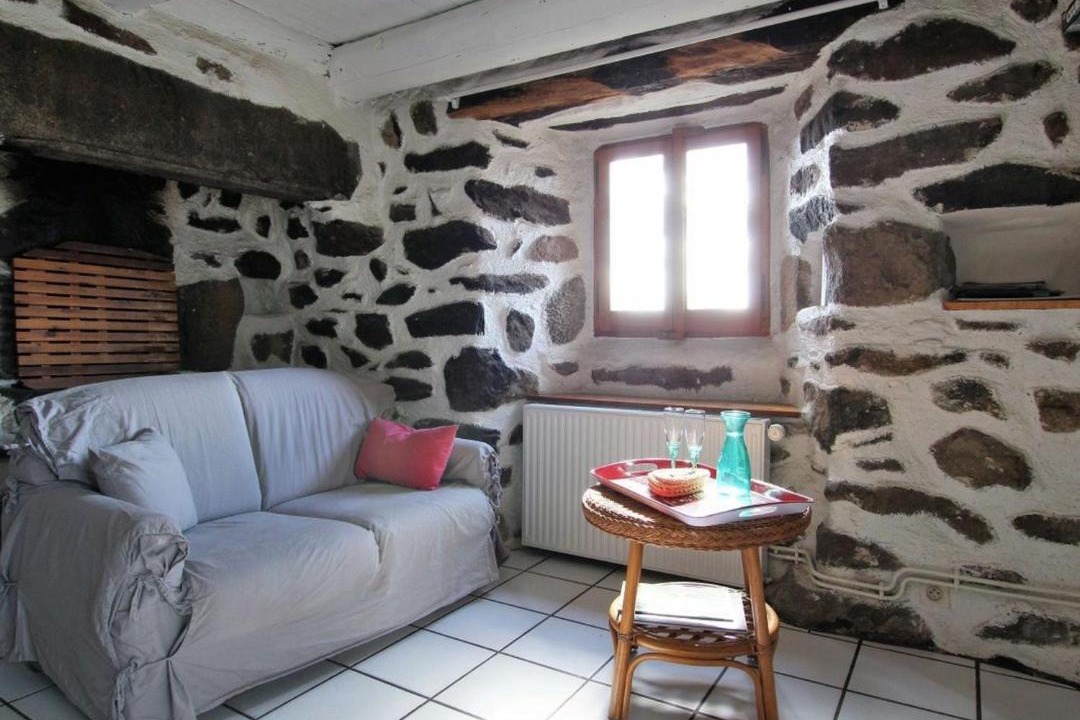 Photo of Livingroom in Saint-Julien-Chapteuil