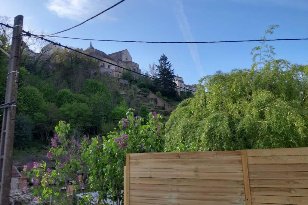 Photo of Others in Avallon