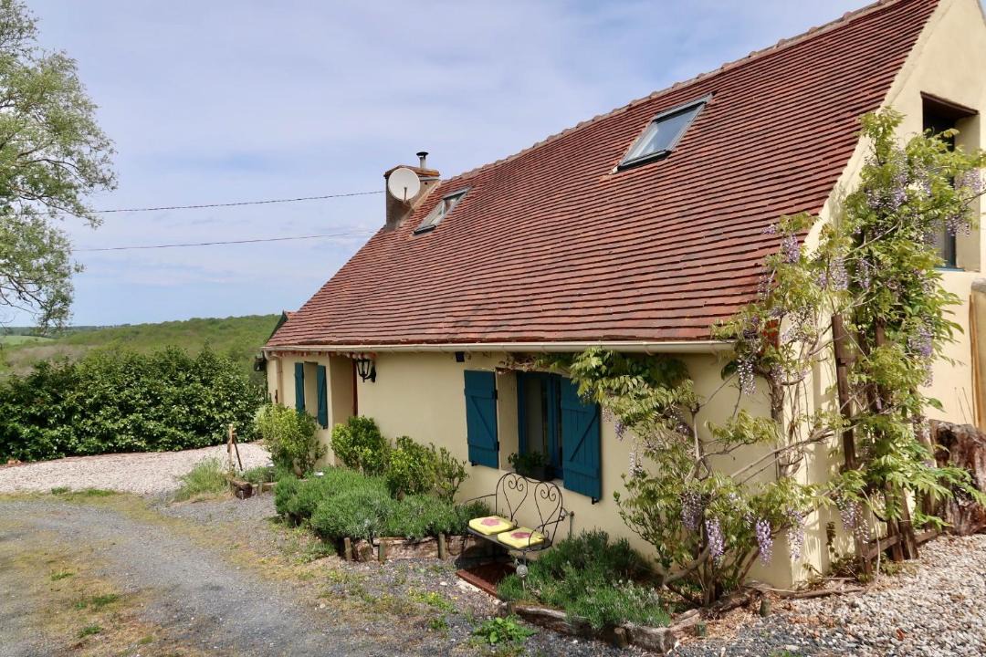 Photo of Others in Perrigny-sur-Loire
