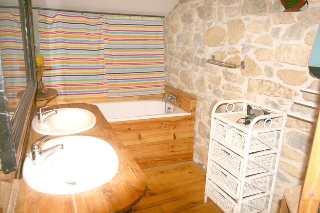 Photo of Bathroom in Saint-Alban-sous-Sampzon