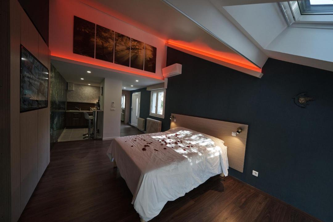 Photo of Bedroom in Montferrand-le-Chateau