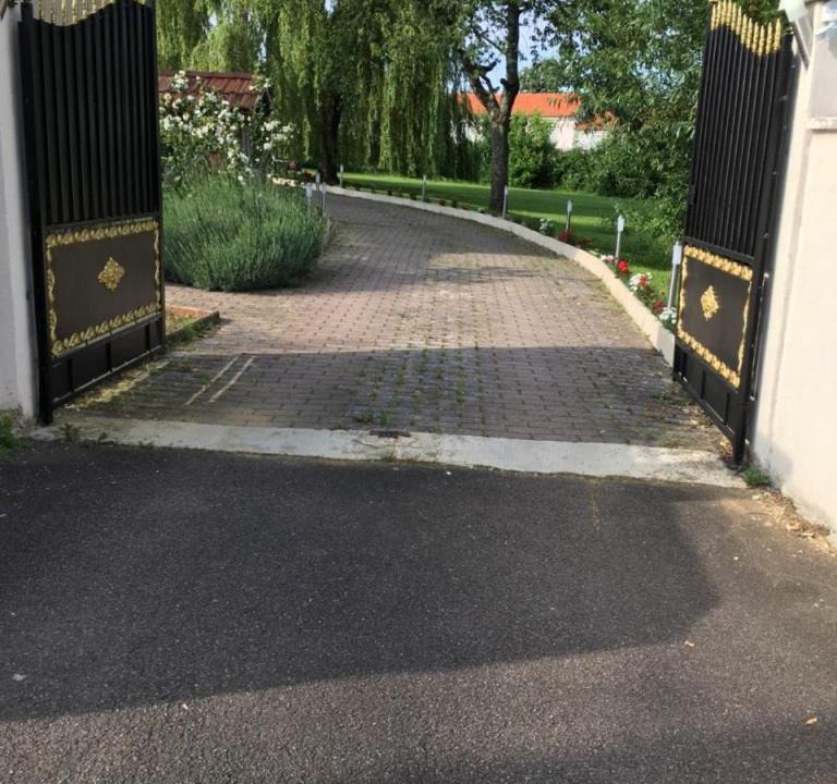 Photo of Others in Vesoul