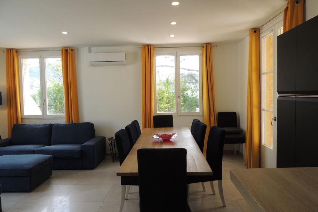 Photo of Livingroom in Saint-Romain-en-Viennois