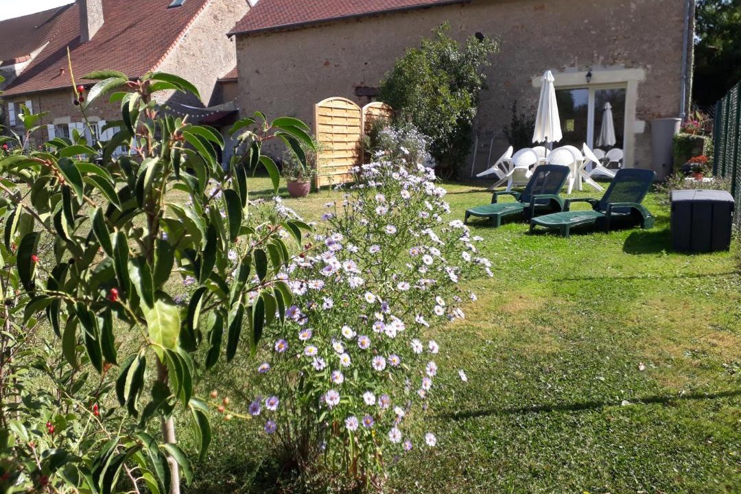 Photo of Others in La Chapelle-de-Bragny
