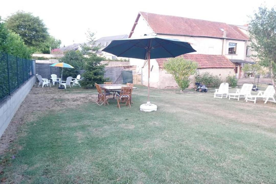 Photo of Buildings in Dompierre-sur-Besbre