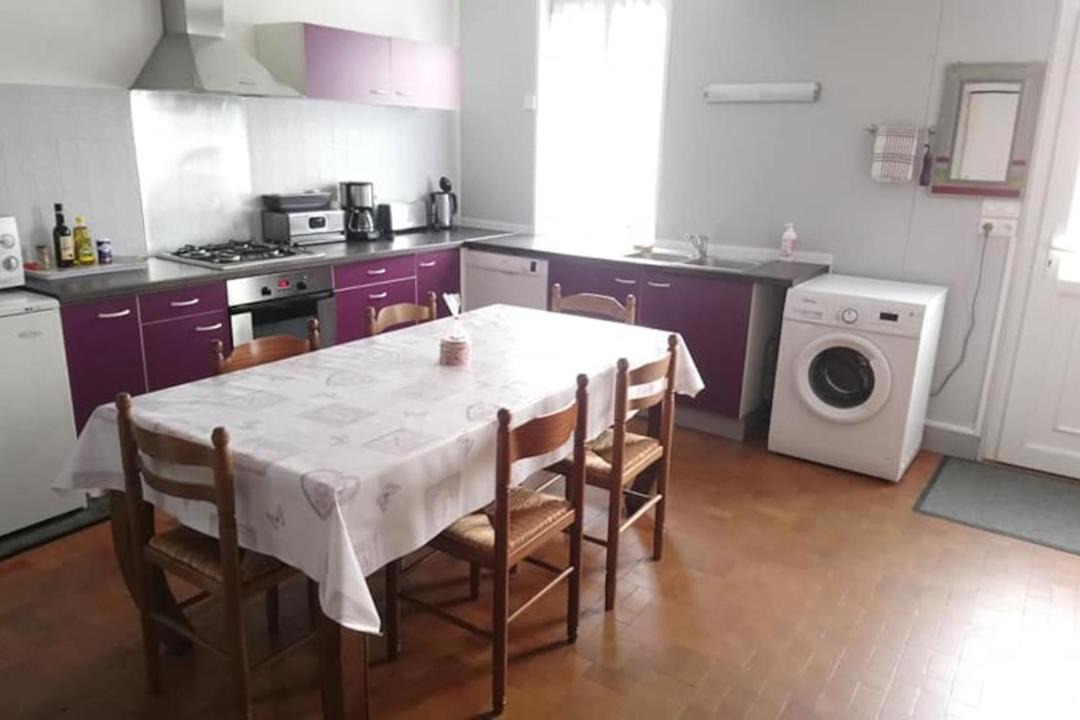 Photo of Kitchen in Dompierre-sur-Besbre