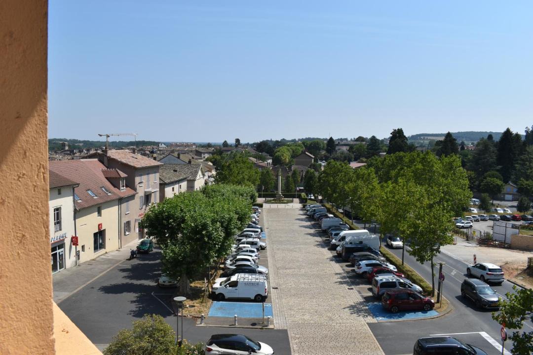 Photo of Others in Tournus