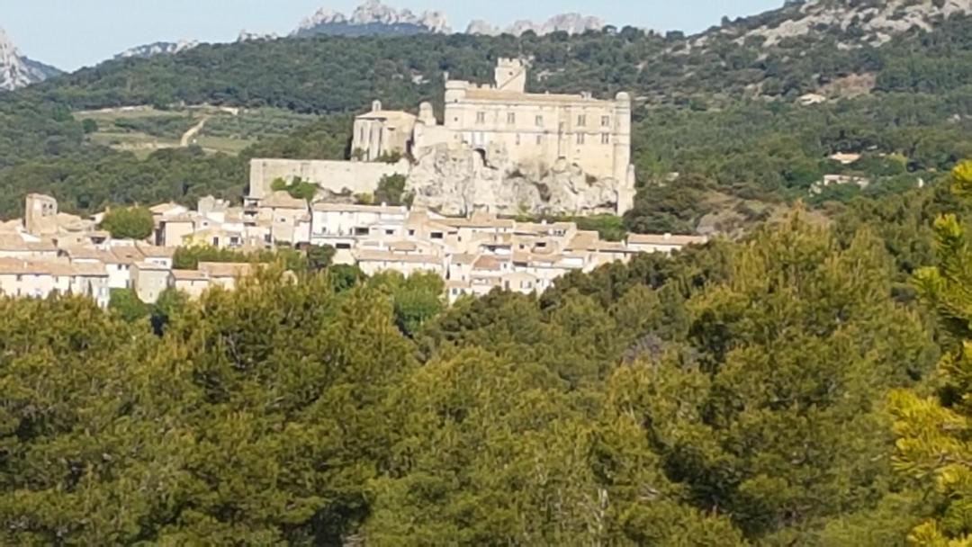 Photo of Buildings in Le Barroux