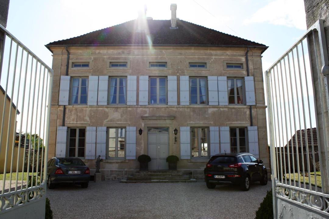 Photo of Others in Confracourt