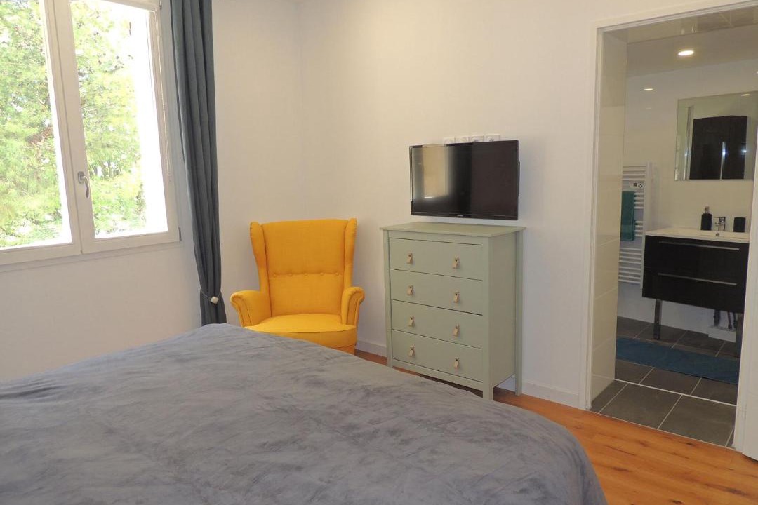 Photo of Bedroom in Saint-Romain-en-Viennois