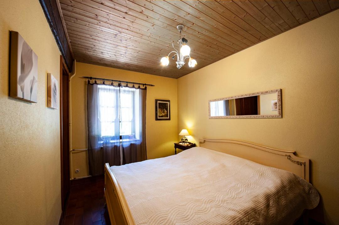 Photo of Bedroom in Sagy