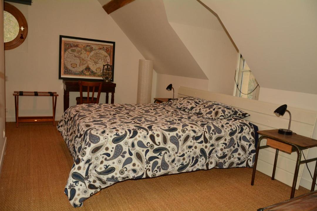 Photo of Bedroom in Saints-en-Puisaye