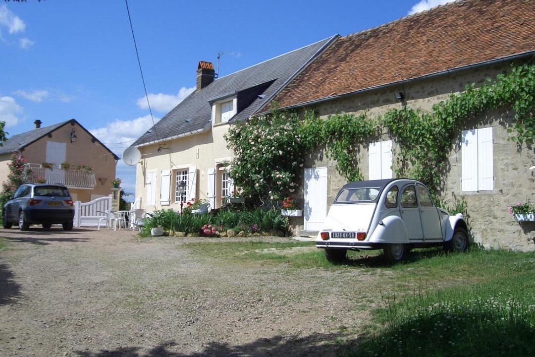 Photo of Others in Maux