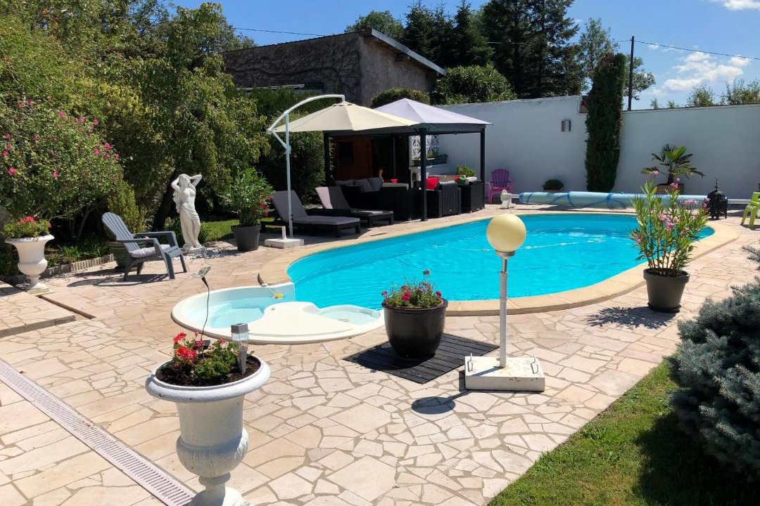 Photo of Outdoor in Saint-Christophe
