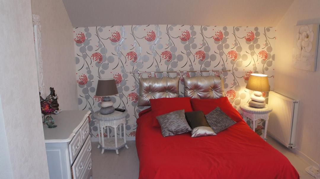 Photo of Bedroom in Maux