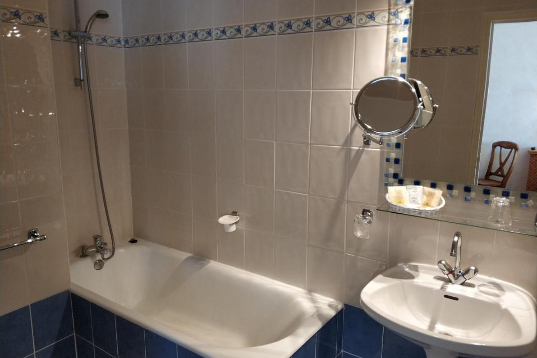 Photo of Bathroom in Chalezeule