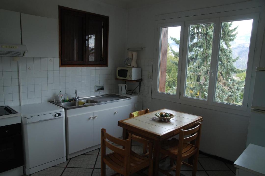 Photo of Kitchen in Saint-Ismier