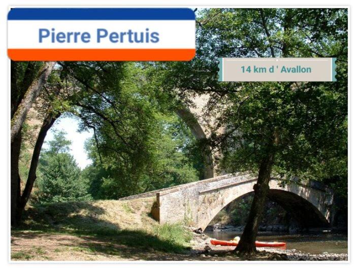 Photo of Others in Avallon