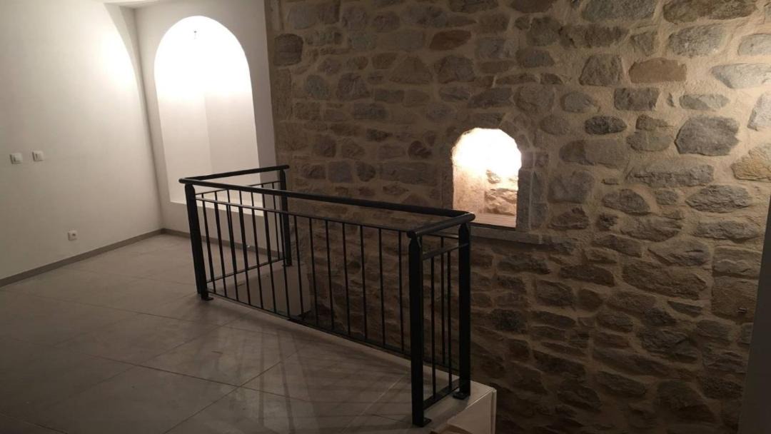 Photo of Bathroom in Roisey