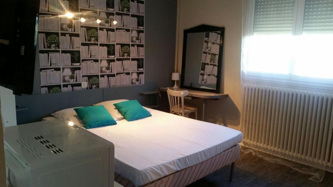 Photo of Bedroom in Saint-Georges-de-Reneins