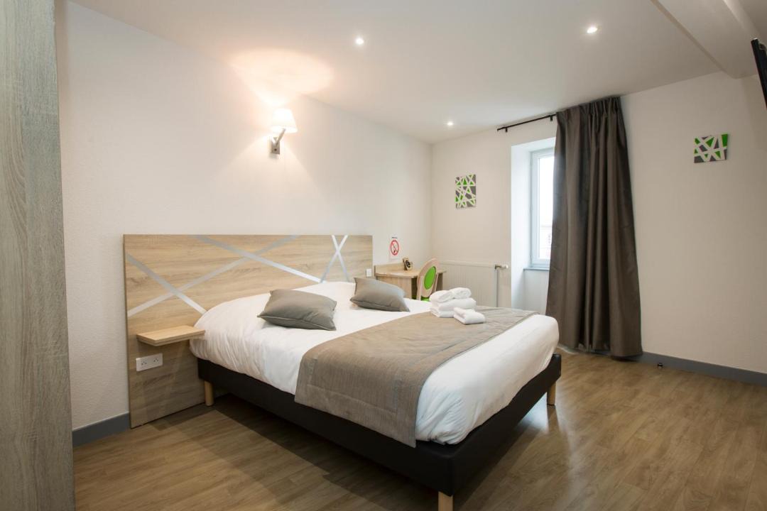 Photo of Bedroom in Saint-Remy-Sur-Durolle
