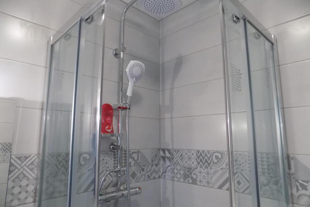 Photo of Bathroom in Raveau