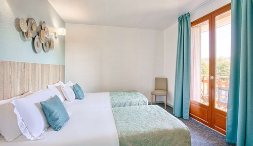 Classic Room, 2 Twin Beds, Non Smoking, Bathtub (Twin bed on request)