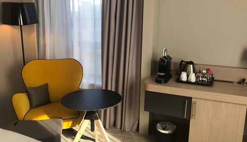 Deluxe Room, 1 King Bed