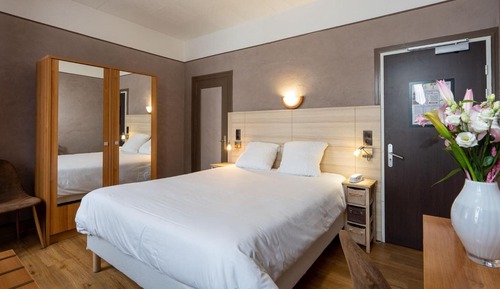 Standard Double Room, 1 Double Bed, City View