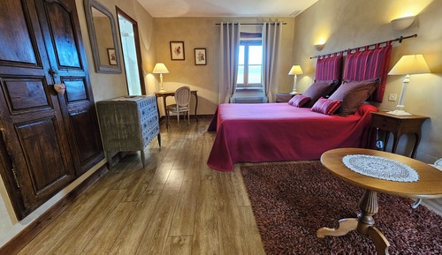 Superior Room (Château de La Mothe)