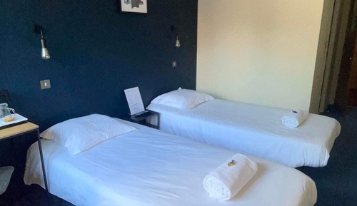 Classic Twin Room