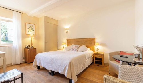 Courtyard Room