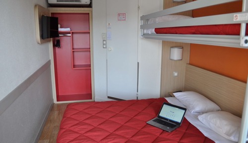 Standard Room, Multiple Beds (1 Double and 1 Single bed)