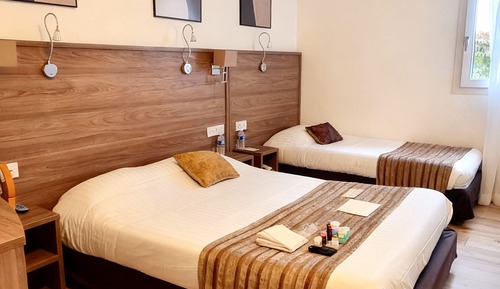 Comfort Triple Room