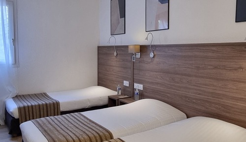 Triple Room