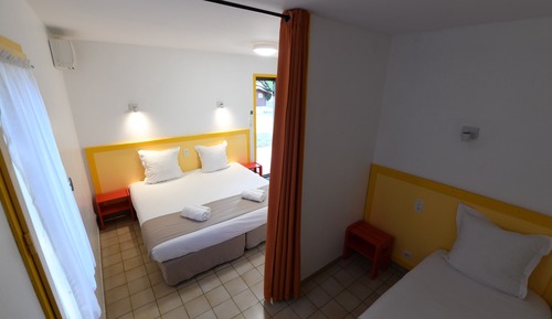 Economy Triple Room (Nature)