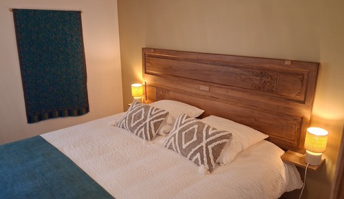 Comfort Room, Mountain View, Mountainside