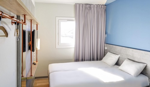 Standard Room, 2 Twin Beds