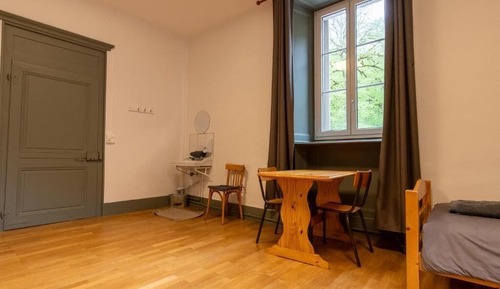 Basic Triple Room, Park View
