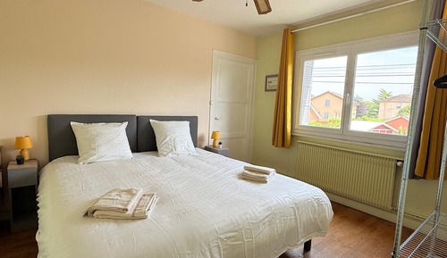 Family Apartment, 3 Bedrooms, Non Smoking, Pets Allowed
