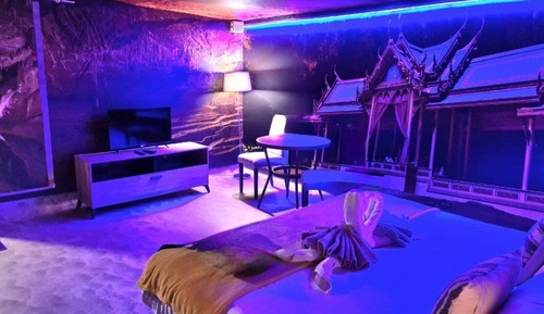 Double Room, 1 Queen Bed