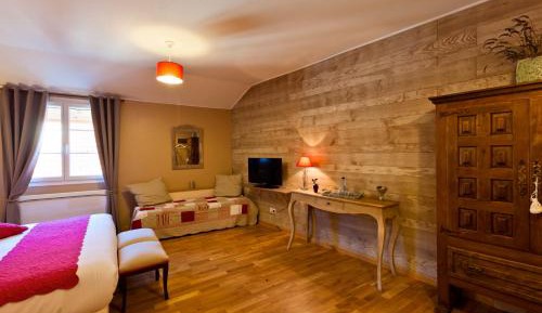 Large Double or Twin Room