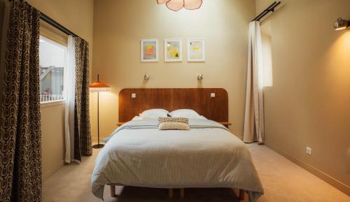 Deluxe Queen Room