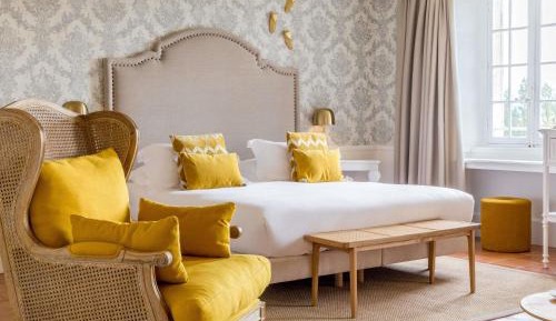 Classic Junior Suite with Garden View 